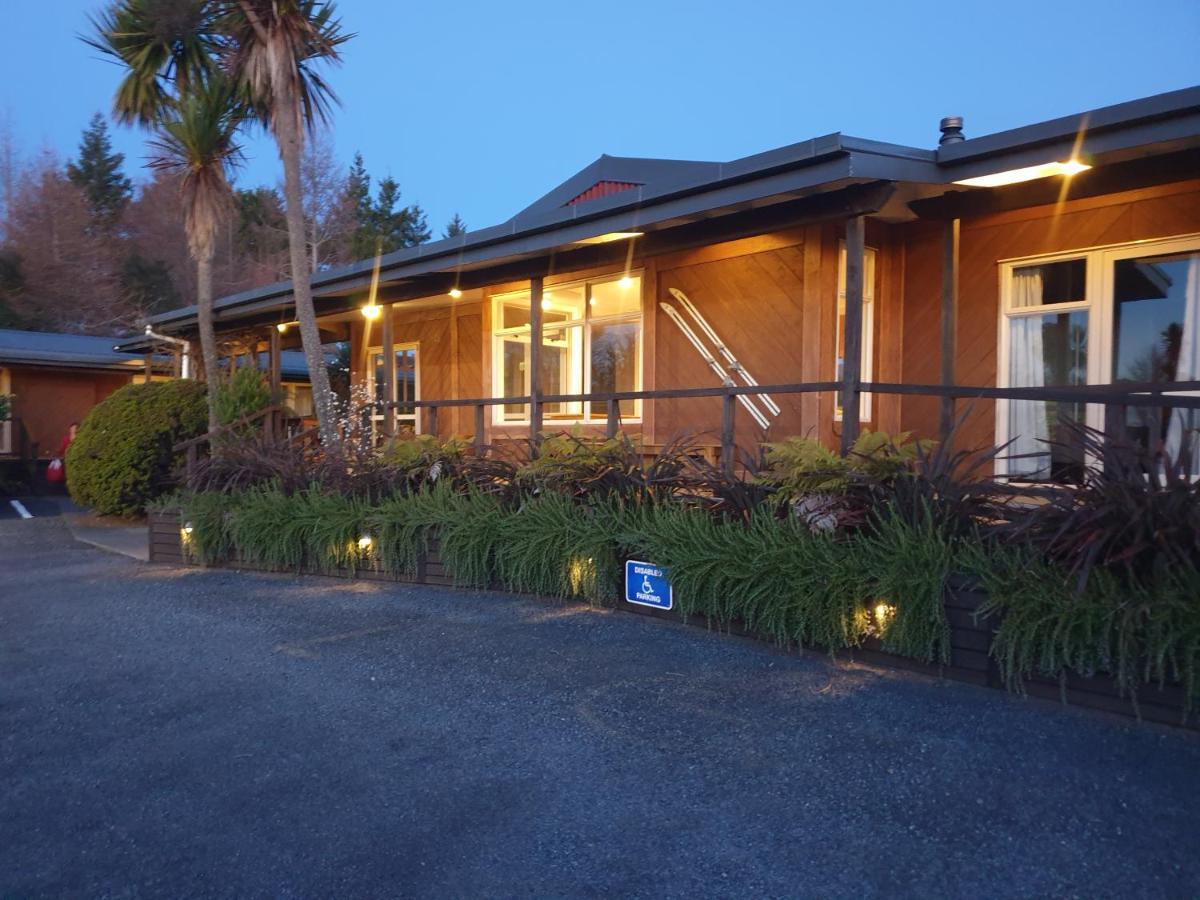 נשיונל פארק Plateau Lodge מראה חיצוני תמונה