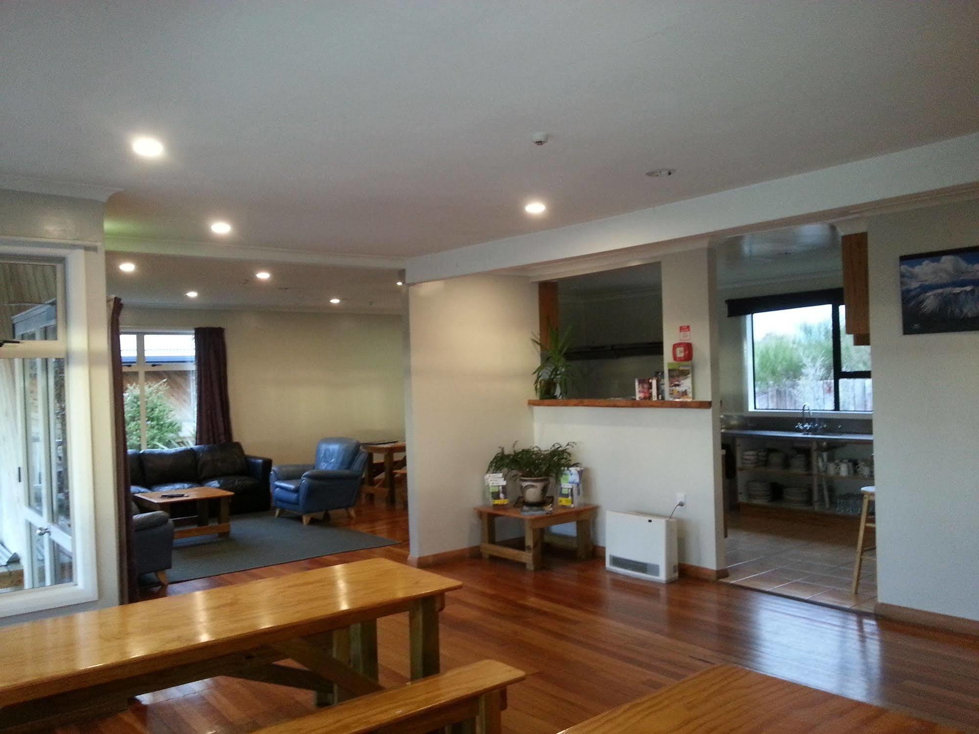 נשיונל פארק Plateau Lodge מראה חיצוני תמונה
