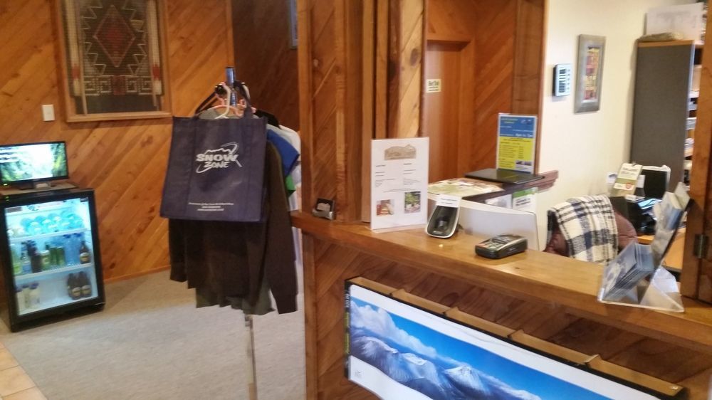 נשיונל פארק Plateau Lodge מראה חיצוני תמונה